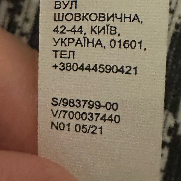 Athleta Flurry Elemental Turtleneck Ski Commute Travel Top Large Black White - Picture 10 of 10